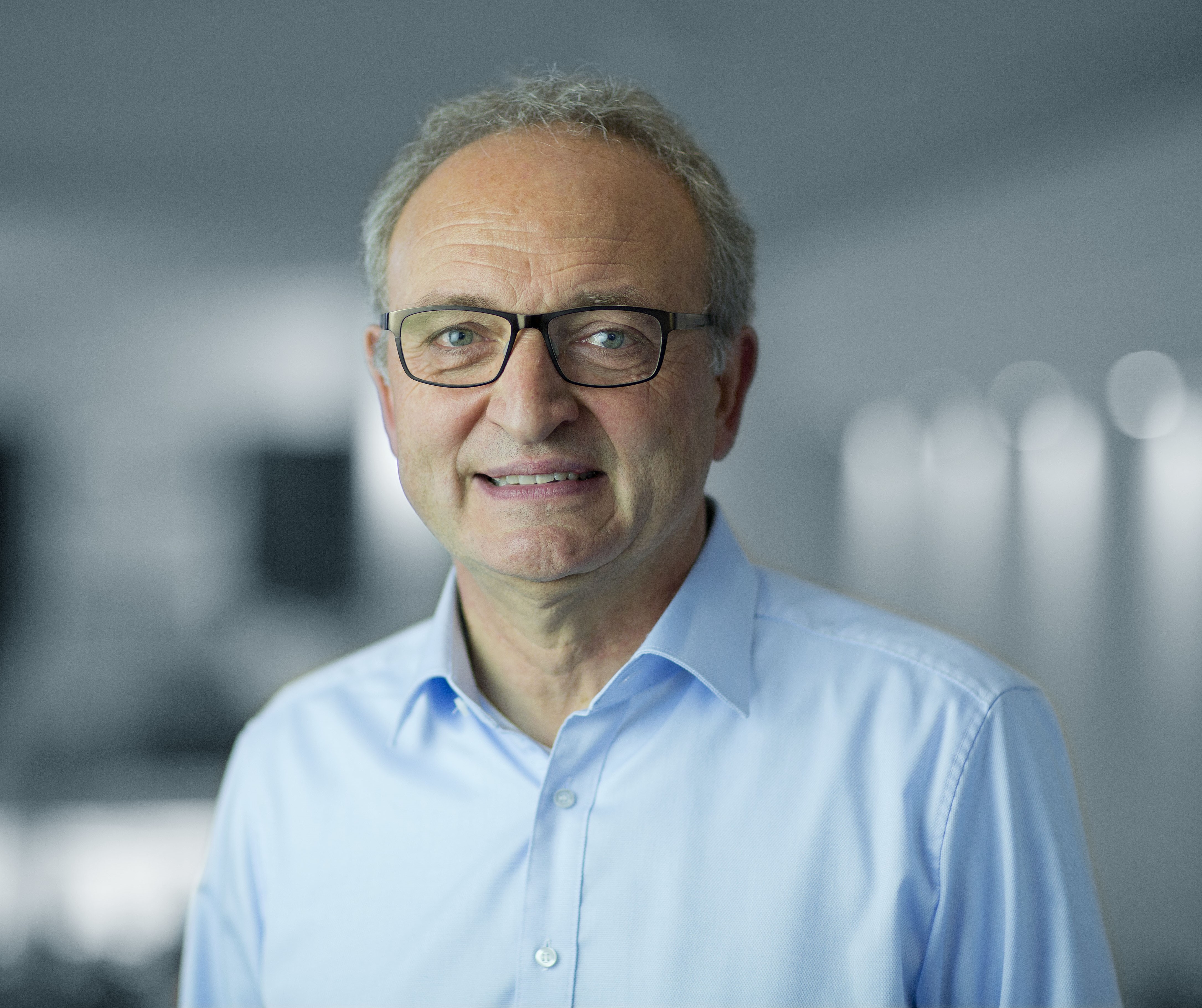Rainer Helmig                          