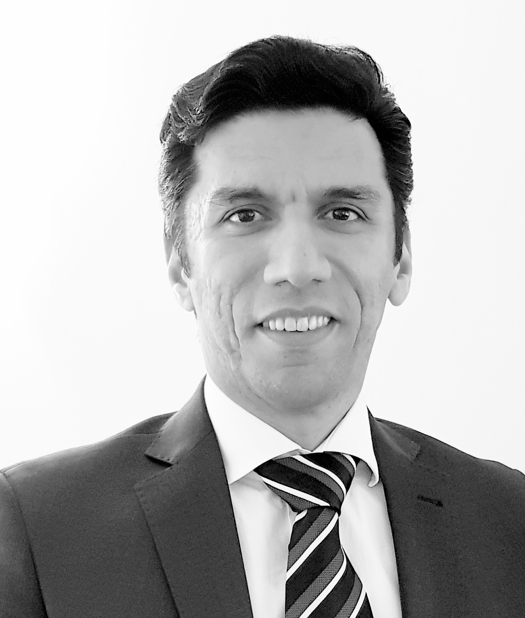 Vahid Niasar